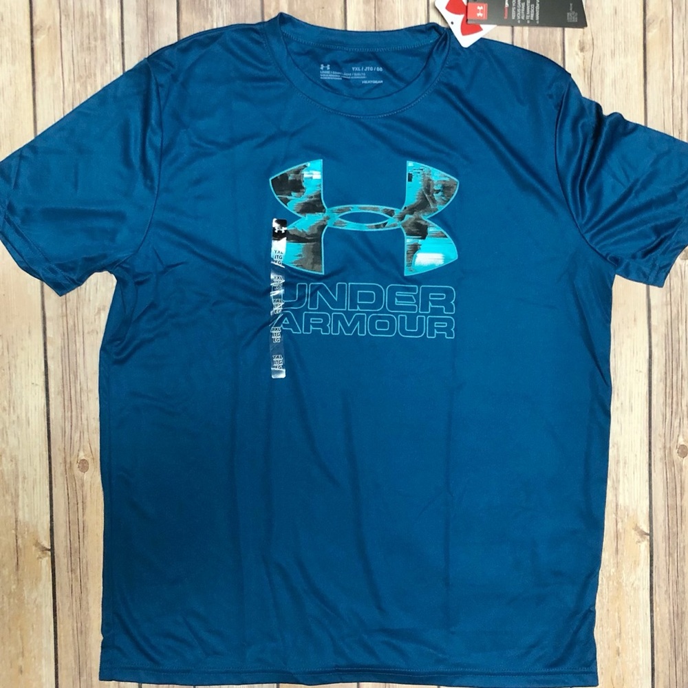 Under Armour boys t-shirt YXL